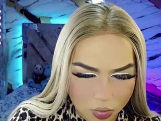 miss-adriana live webcam show