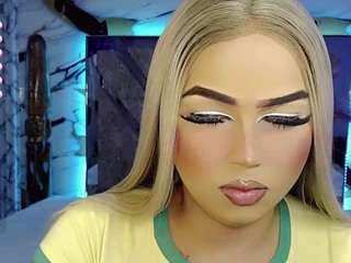 miss-adriana live webcam show