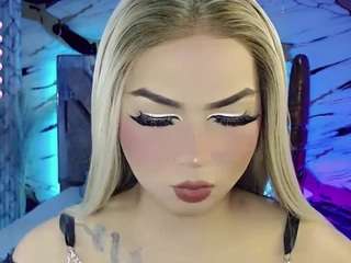 miss-adriana live webcam show