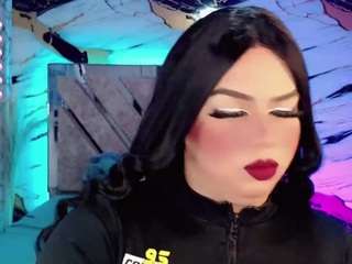 miss-adriana live webcam show