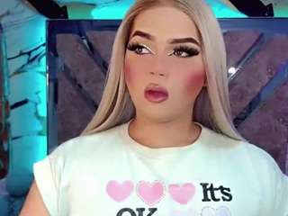miss-adriana