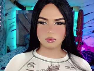 miss-adriana