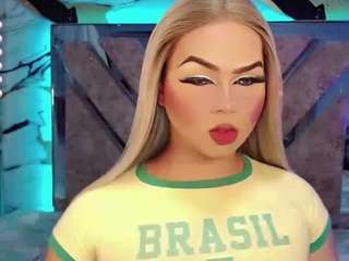 miss-adriana