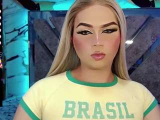 miss-adriana