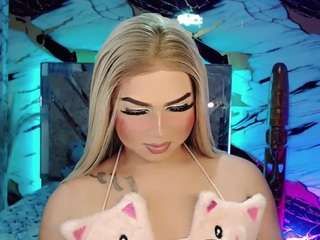 miss-adriana