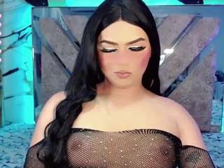 miss-adriana