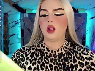 miss-adriana