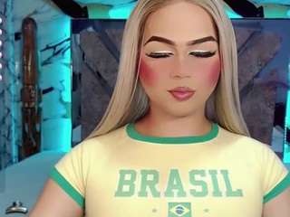 miss-adriana