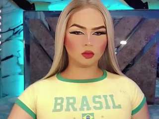 miss-adriana