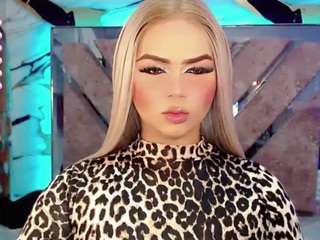 miss-adriana