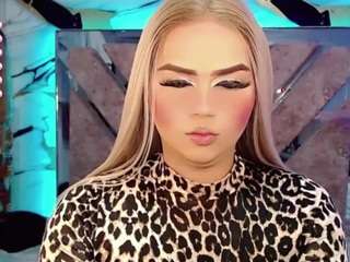 miss-adriana