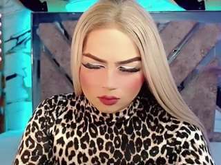 miss-adriana