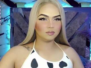 miss-adriana