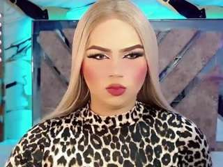 miss-adriana