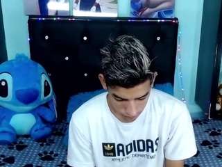 oliverttwink1 Live Webcam on CamSoda