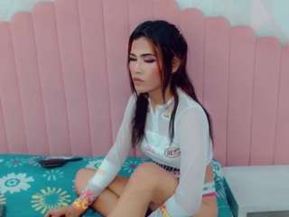 Valentina-johnson's cam show statistics and live stream