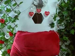 wonderfulltitys-mia