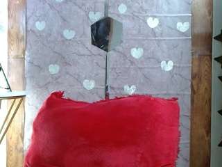 Live webcam model wonderfulltitys-mia on Soda Cams