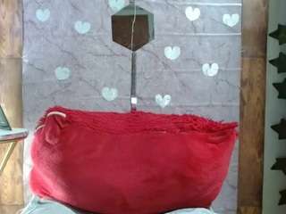 wonderfulltitys-mia webcam