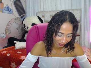 emmasweet1 webcam model