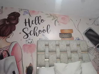 EMMASWEET1's Live Sex Cam Show