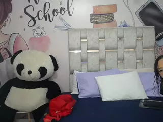 EMMASWEET1's Live Sex Cam Show