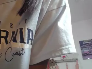 EMMASWEET1's Live Sex Cam Show