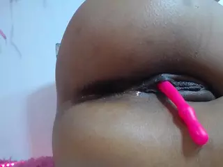 EMMASWEET1's Live Sex Cam Show