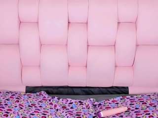  melanie-soto chat room