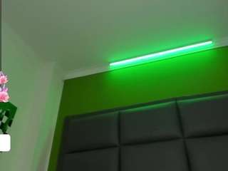 vaiin-sexual Live Webcam on CamSoda