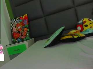 vaiin-sexual Live Webcam on CamSoda