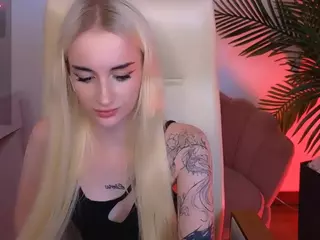 ViooletCherry's Live Sex Cam Show