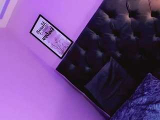 Maryam-fox live cam preview