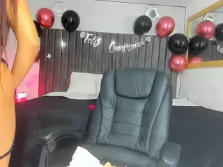 lizzypink's Live Sex Cam Show
