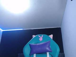 sofia-mature live cam profile