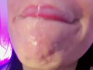 AilynRed's Live Sex Cam Show