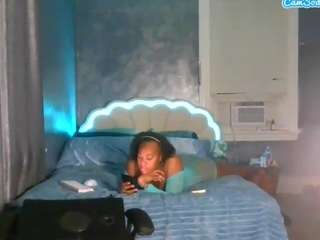 DelicateOrchid live cam