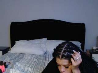 ladyparis webcam