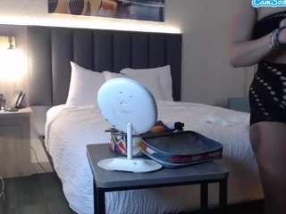 ladyparis live cam profile