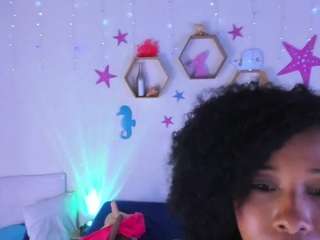 Tanisha-curly