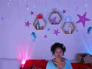 Tanisha-curly