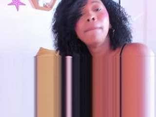 tanisha-curly's live room