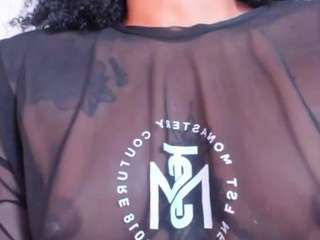 tanisha-curly