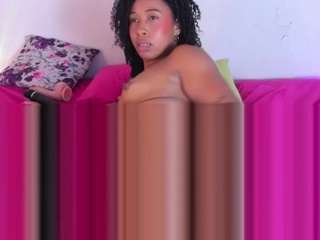 tanisha-curly