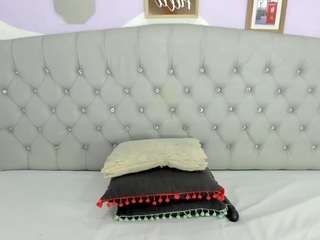 briyithmena Live Webcam on CamSoda