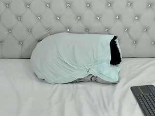 briyithmena Live Webcam on CamSoda
