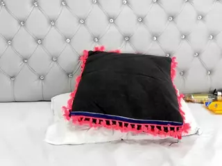 BRIYITHMENA's Live Sex Cam Show