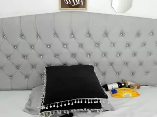 BRIYITHMENA's Live Sex Cam Show