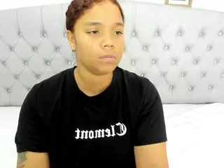 BRIYITHMENA's Live Sex Cam Show