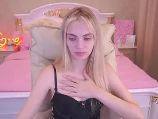 ChloeBrightt's Live Sex Cam Show